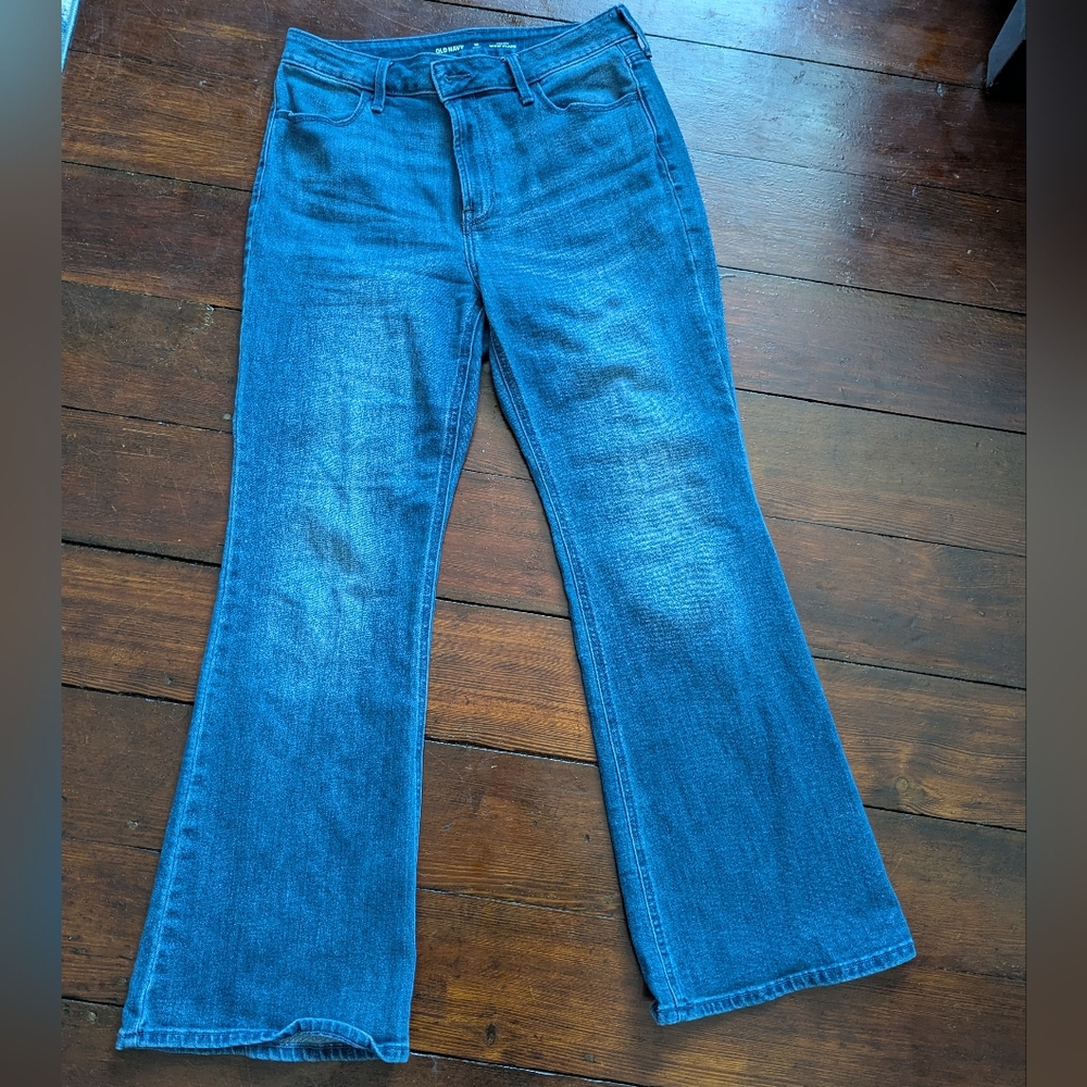 Old Navy High Rise Wow Flare Jeans